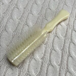 VTG Lady Catherine hairbrush by Stanley ergonomic handle 5 rows nylon bristles